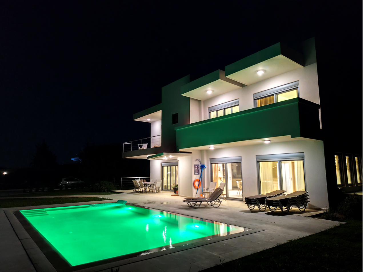 Home22 villa at night