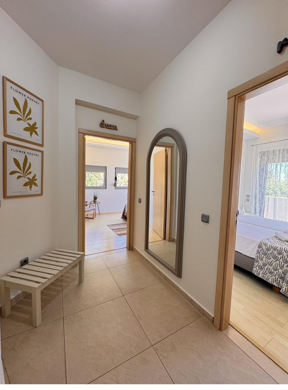 Home22 hallway